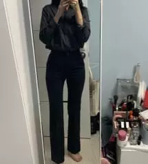 169/53 인데 항상 슬랙스 사면 짧았는데 요거 길이 너무 좋고 ㅠㅠ 다른색도 사려구영 