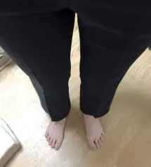 기장이 딱떨어져서 너무 좋았구ㅜㅜㅠ 생각보다 나팔핏이아니라 좀더 일자핏느낌이 더나