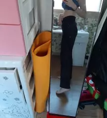 165에 51인데 요즘 뱃살이 나와서 허리는 약간 여유를 두고 적당히 맞네요. 저보다 뱃살