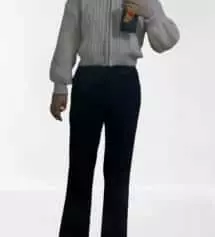 이번 옷은 좀 아쉬워요... 색이 진한 검정이 아니라 약간 흐린 검정이에요. 그리고 엉덩