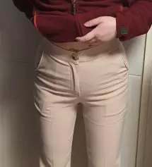 검정색, 브릭핑크색 구매하고 세번째 구매한 색상입니다. 이 슬랙스의 매력에 빠져서 하