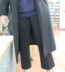 이 바지는 그냥 다리가 제 다리가 아닌 것 처럼 보여요ㅎㅎ
