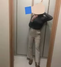 살 빼고 처음으로 s 사봤어요 매번 M입다가 s샀는데 작을까봐 걱정했더니 웬걸 ㅠ 허리