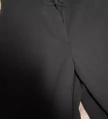 모찌슬랙스 유명하다고 해서 구매해봤는데 허리도 길이도 딱 잘 맞아요!!!! 입어봤는데