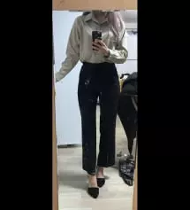 허리를 쨍쨍 하게 잡아줘서 입었을 때 느낌이 좋아요
