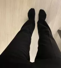 키가 커서 다른 쇼핑몰에서 바지를 사면 항상 애매한 길이에... 핏도 이상하고 그래서 