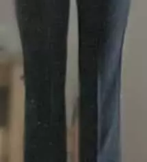 배송은 시킨지 하루 지나서 엄청 빠르게 와서 만족스러웠어요!
