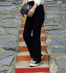 ㄹㅇ 바지 이것만 입습니다.. 바지 사면 무조건 허벅지는 끼고 허리가 널널해서 허리 부