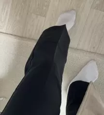 여기서 다른바지 XS샀었어서 똑같은 사이즈 샀는데 엉덩이부분이 약간 끼네요!!! S살걸