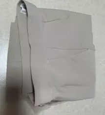 우선 항상 배송이 너무 빨라서 좋아요! 후기보고 기장을 더 길게 시켰는데 아주 딱 이쁘