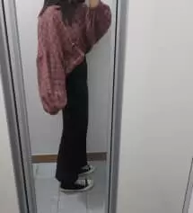 허허.. 제가 골반이 없고 허벅지 살이 좀 있는 편인데 그래서 이상했습니다.. 또륵.. 저