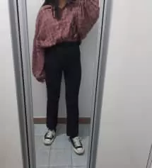 허허.. 제가 골반이 없고 허벅지 살이 좀 있는 편인데 그래서 이상했습니다.. 또륵.. 저