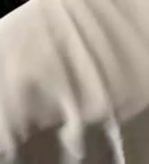 블랙사고 베이지로재구매햇어요 
