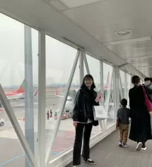 진짜 뻥안치고 제 인생바지입니다. 이 슬랙스 산 뒤로 다른 바지는 입지도 않아요. 허리