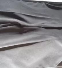 제가 입어본 슬랙스중 이게 최고 입니다! 정말 핏이 예쁘고 편해요 다만 허리가 많이 큽