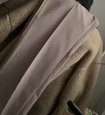 배송도 빠르규 색감 미쳤네요 ,,,, 이가격에 이런 컬러는 못살것같아요 ㅜㅜ 고고싱바지