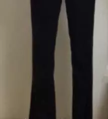 좋음. 소재좋고 신축성좋고 다 좋음. 다 괜찮음. 근데 난 바보였음. 나는 바지살때 허리