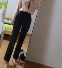 진짜 제 인생 역대급 바지예요! 요즘 살이 빠져서 바지를 S을 살까 XS을 살까 고민했는