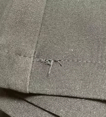 (솔직후기) 진짜 질은 떨어져요.1등상품이라해서 샀는데 바지를 보니까 박음질도 이상하