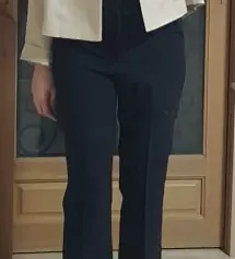 키가 170cm인데 기장이 조금 긴것같아서 165cm버전으로 주문했는데 딱이였어요!!
