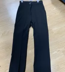 키가 작은데 150센치로 시키고 허리 사이즈 맞게 주문하니 인생바지되었습니당~ 딱 맞게