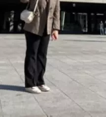 아 이거 완전 편해요 저번에 운동하는데 입을옷 없어서 이거입었는데 ㄹㅇ 개편함 그리