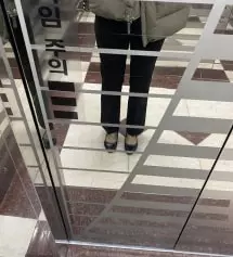 진짜 편해요 ! 왜 리뷰가 많은지 입자마자 알 수 있는 슬랙스입니다 :) 이 가격 대비 질