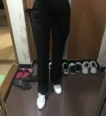 저는 168/57 요즘 살이 좀 쪘는데도 불구하고 M사이즈 잘 맞고 생각보다 핏이 이쁘네요