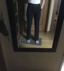 저는 168/57 요즘 살이 좀 쪘는데도 불구하고 M사이즈 잘 맞고 생각보다 핏이 이쁘네요