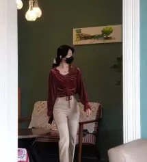 이렇게 잘 맞는 슬랙스는 처음 입어봤어요. 반신반의 기대없이 주문했다가 받아보고 꼼