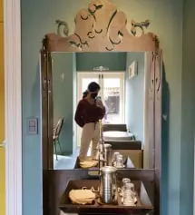 이렇게 잘 맞는 슬랙스는 처음 입어봤어요. 반신반의 기대없이 주문했다가 받아보고 꼼