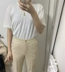 검은색과 베이지를 같이 주문했습니다. 둘 다 160.S로 주문했는데 베이지가 검은색에 비