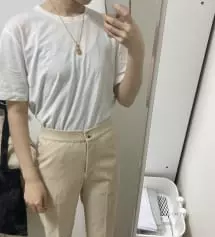 검은색과 베이지를 같이 주문했습니다. 둘 다 160.S로 주문했는데 베이지가 검은색에 비