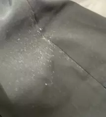 핏은 너무 이쁜데......... 가방에 닿은 부분에 보풀이..... 너무... 심해여.... 한번입