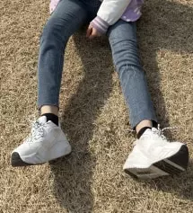 일단 청바지 살 때 가장 신경쓰는 부분이 허리가 맞는가 입니다!
