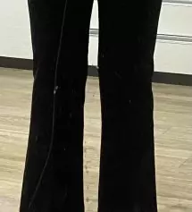 다른 색상 라지사이즈에 비해서 좀 낑겨요ㅠㅠㅠㅠㅠㅠ 살짝 작은 느낌이 있어요 핏은 