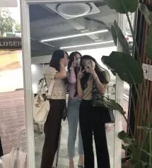 원래 하나 샀았는데 하도 많이 입었더니 헤져서 다시 샀어요 길이감도 그렇고 재질도 넘