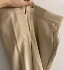 블랙은 160cm로 샀었는데 베이지는 품절이라 165 사서 많이 길까 걱정했는데 생각보다 