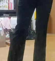 m사이즈로 사다가 살이 좀 빠져서 허벅지가 좀 널널해져서 s사이즈로 한 번 사봤는데 타