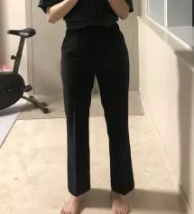 받자마자 재질도 탄탄하고 좋다고 느꼈는데 입어보니까 저 세상 편안함에 반했어요..통