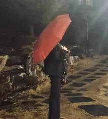 153cm에 38kg정도인데 허리 안줄여입어도 되는 바지 처음입어봐요! xxs사이즈 정말 최곱