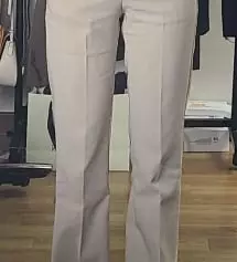 조하여!!!!!엉덩이 쪽은 좀 껴용 그래도 예뻐요 톡톡하고! 잘입겠슴다잉!!!!!