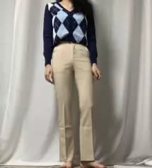 허리가 딱 맞는 슬랙스를 찾았어요..! 색도 딱 원하던 베이지 색이고 핏도 마음에 들어