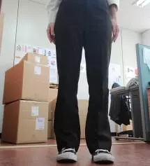 엉덩이 64, 허리 90이라 하비ver-S로 샀는데 흠.... 허벅지쪽이 널널해서 안조이고 넘 