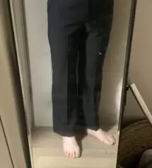 검정슬랙스가 사고 싶어서 뭐 살까 했는데 요 바지 리뷰수가 너무 많아서 별 고민안하고