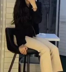 사이즈도 딱 맞고 이뽀요 깔별로 쟁여두고 싶네요 길이도 적당하구 색도 이쁜거같아요