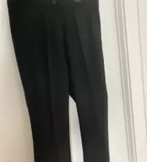 제가 살짝 통통이라서 일부러 라지사이즈를 샀는데 허벅지는 적당하게 맞지만 허리가 짱