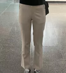여러분 ... 정말 이 슬랙스는 고민하지 말고 무조건 지르세요 ㅠㅠ 진짜 너무너무 예쁩