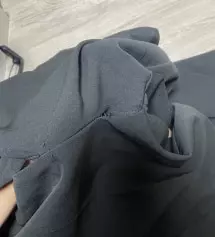 검수 좀 잘해주세요.......산지는 쫌 됐는데 이제서야 입어보게 되었어요 근데 다른 곳