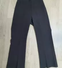 보풀이 생기긴하지만 편하게 잘 입고 있어요
